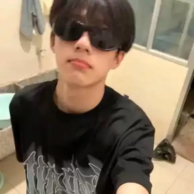 袁思思
